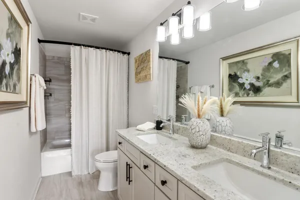 $1,035,000 | 565 North Boulder Ridge Drive, Lake Geneva, WI 53147