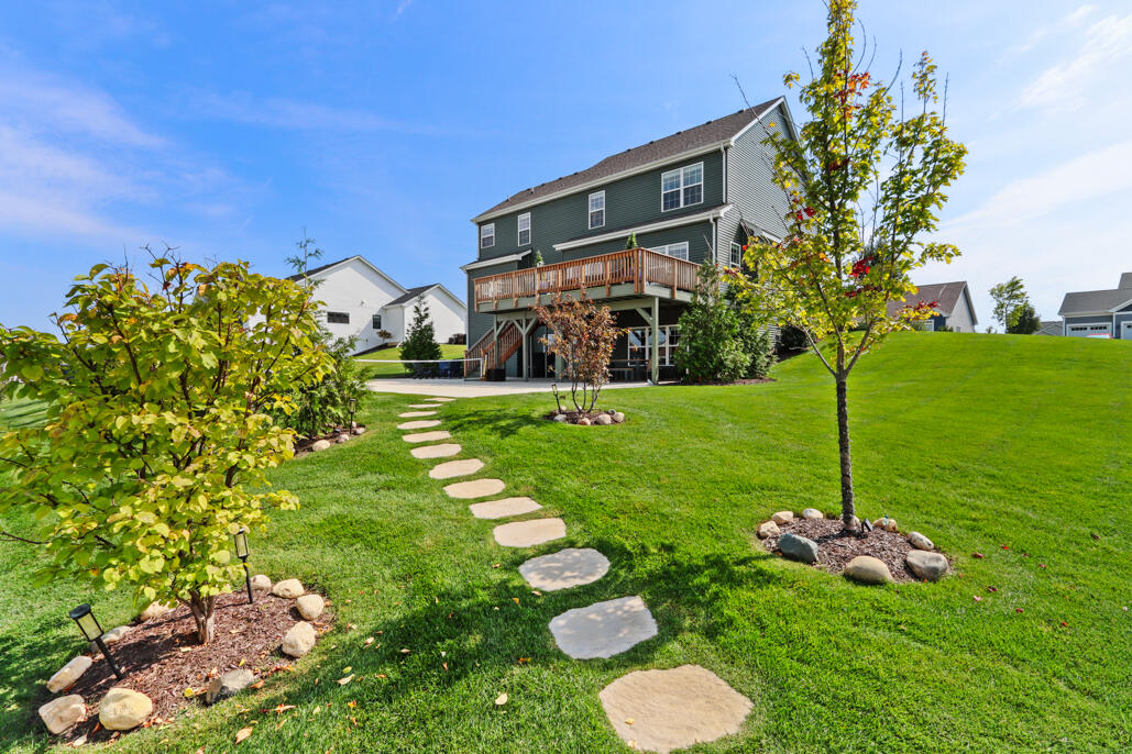565 North Boulder Ridge Drive Lake Geneva, WI 53147 - Photo 67 of 83 IMG_2581
