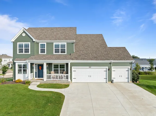 $1,035,000 | 565 North Boulder Ridge Drive, Lake Geneva, WI 53147