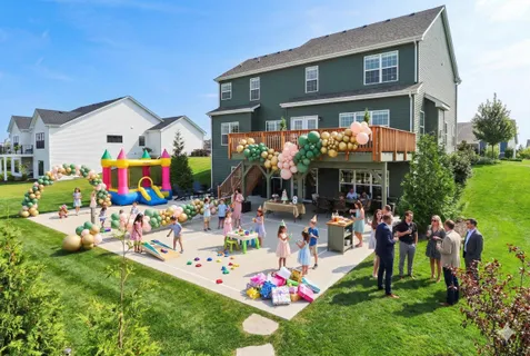$995,000 | 565 North Boulder Ridge Drive, Lake Geneva, WI 53147