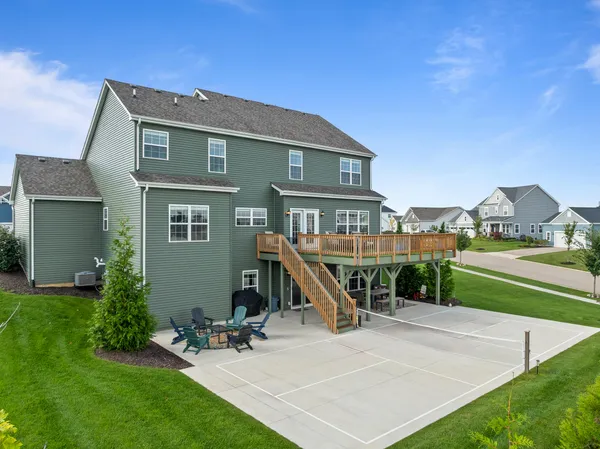 $1,035,000 | 565 North Boulder Ridge Drive, Lake Geneva, WI 53147