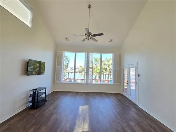 $2,500 | 1776 Marina Drive, Slidell, LA 70458