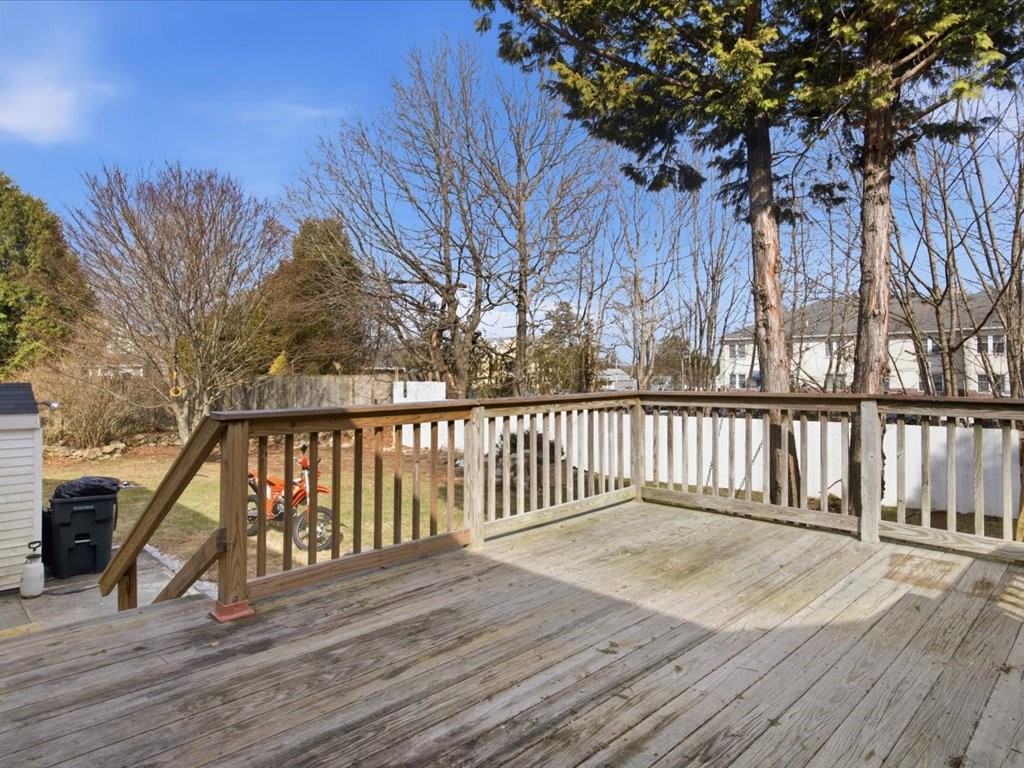 21 North Drive Westerly, RI 02891 - Photo 16 of 20
