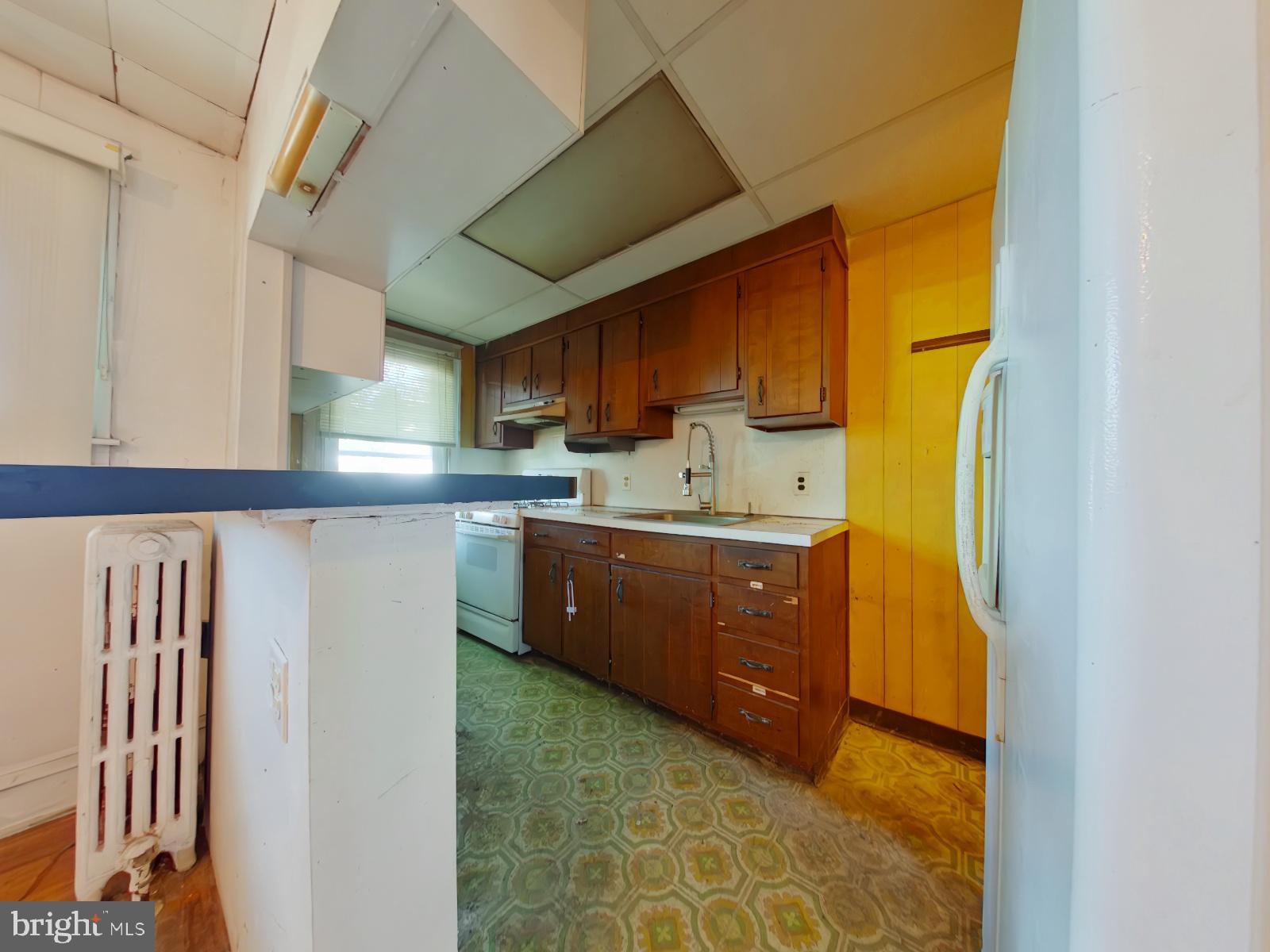 148 Laurel Road Sharon Hill, PA 19079 - Photo 11 of 27 Gallery Image 11