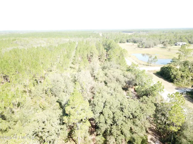 $182,500 | 601 Hoover Road, Interlachen, FL 32148