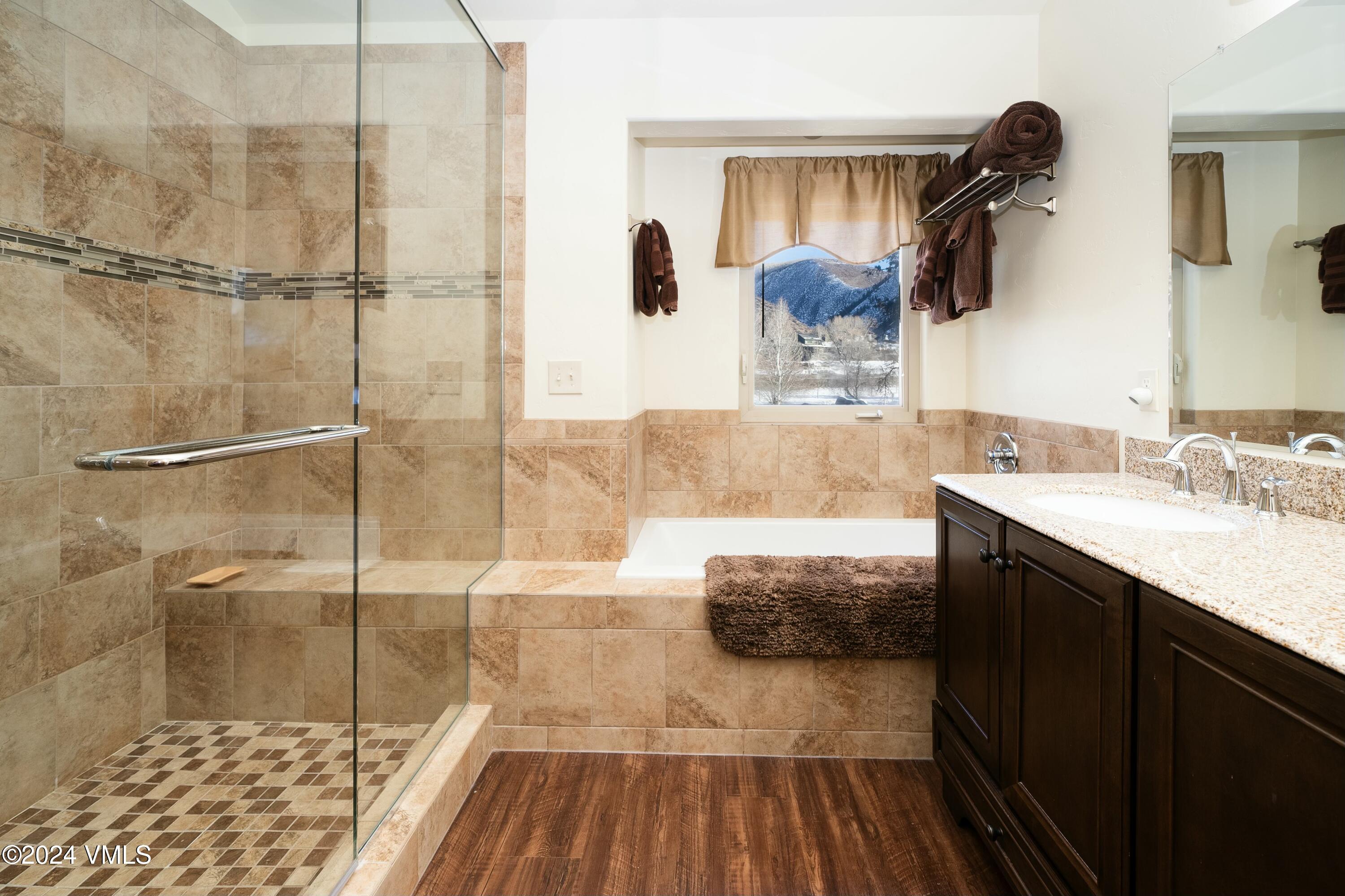 228-238 West Beaver Creek Boulevard, Unit A & B Avon, CO 81620 - Photo 28 of 72 a bathroom with a sink and a shower