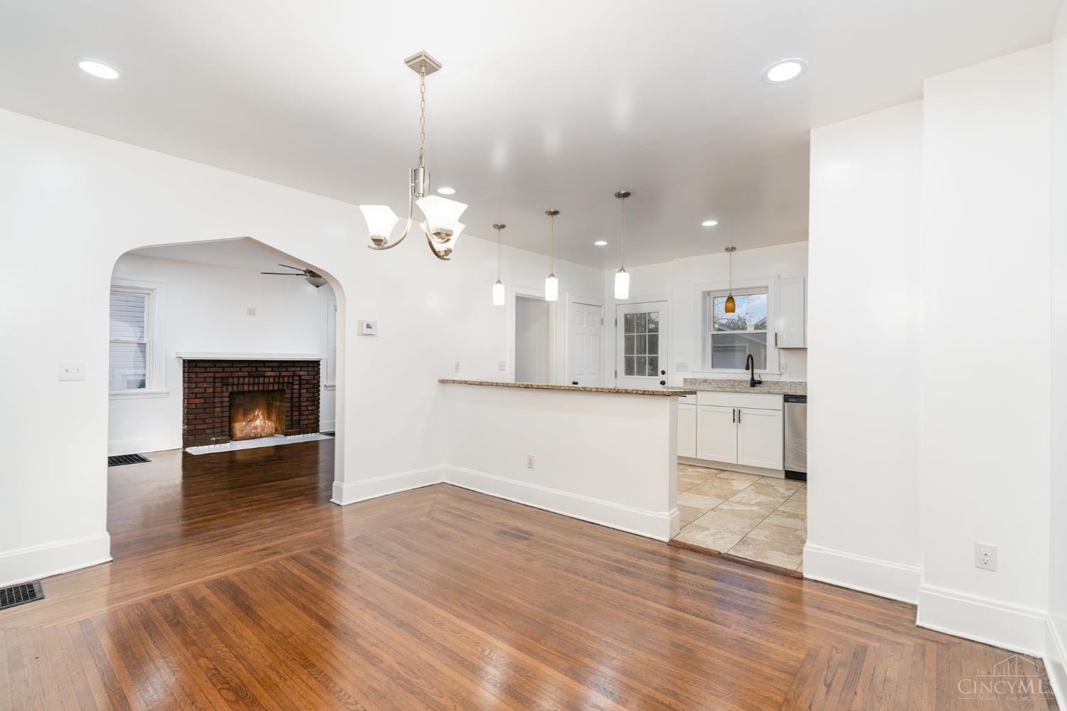 3601 Madison Road Cincinnati, OH 45209 - Photo 7 of 13