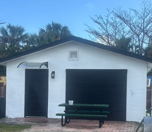 $1,650 | 870 G Southwest 9th Street, Pompano Beach, FL 33060