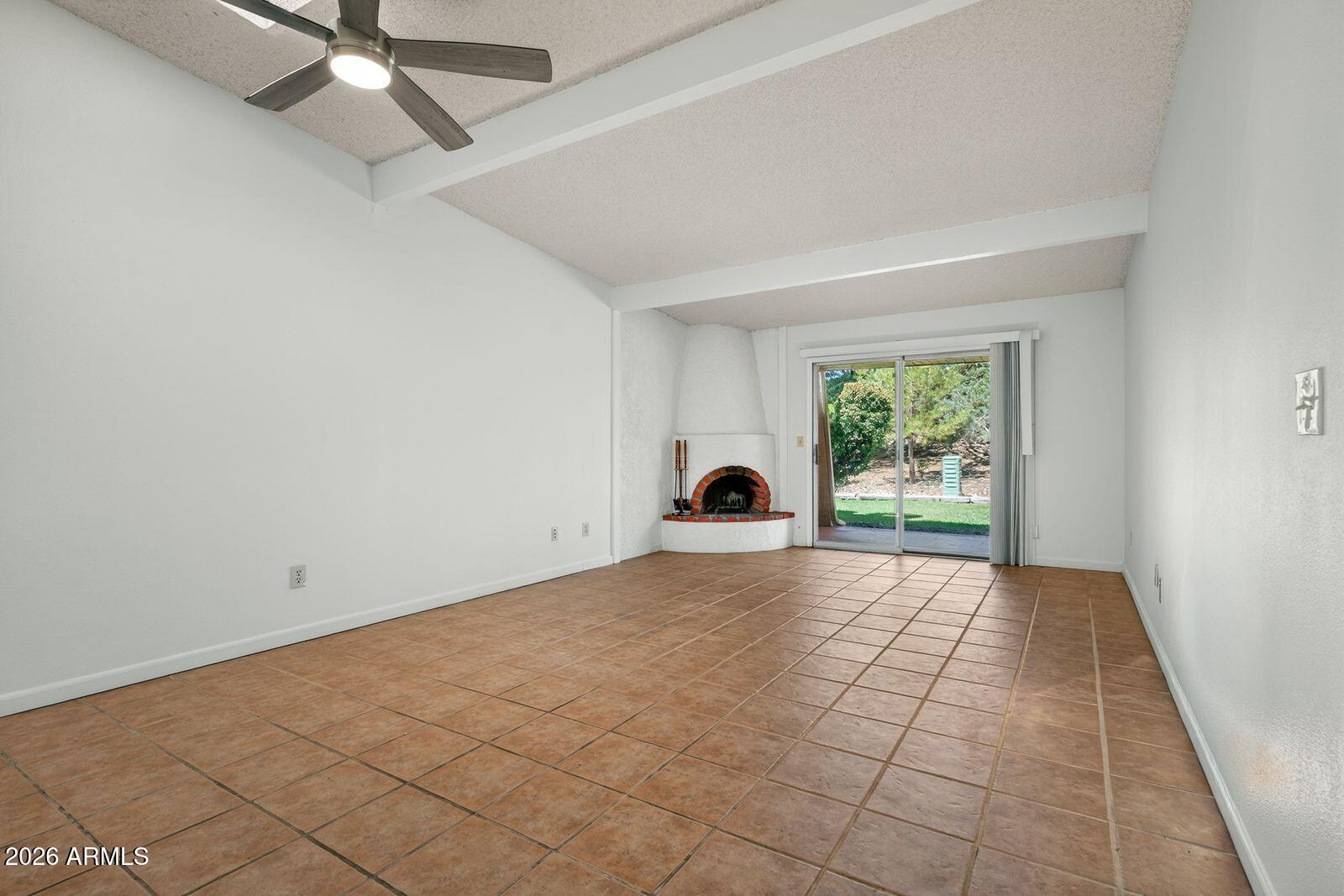 130 Castle Rock Road, Unit 46 Sedona, AZ 86351 - Photo 5 of 19 LIVING ROOM