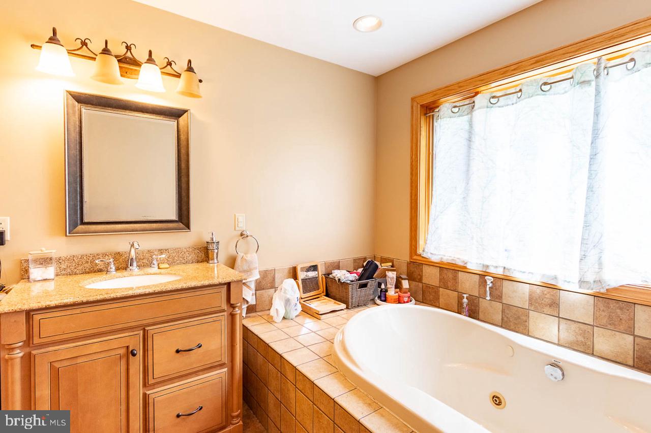 6882 Hungry Hollow Road Alexandria, PA 16611 - Photo 18 of 31
