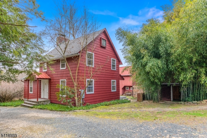 27 Corey Lane Mendham, NJ 07945 - Photo 2 of 19