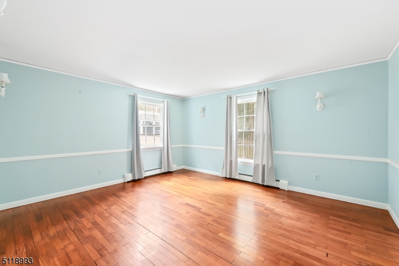 27 Corey Lane Mendham, NJ 07945 - Photo 9 of 19