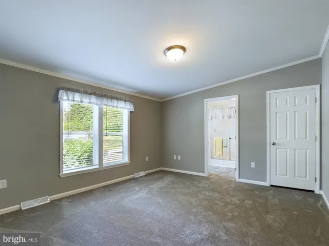 $179,900 | 723 Lake Drive, Mount Wolf, PA 17347