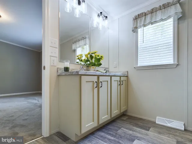 $179,900 | 723 Lake Drive, Mount Wolf, PA 17347