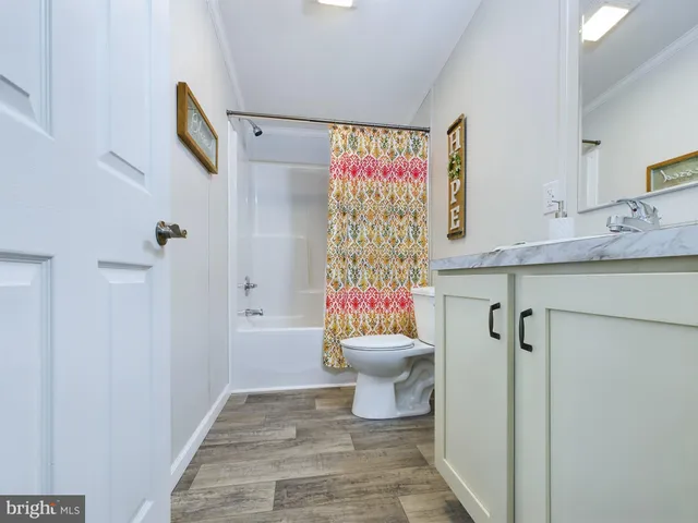 $179,900 | 723 Lake Drive, Mount Wolf, PA 17347