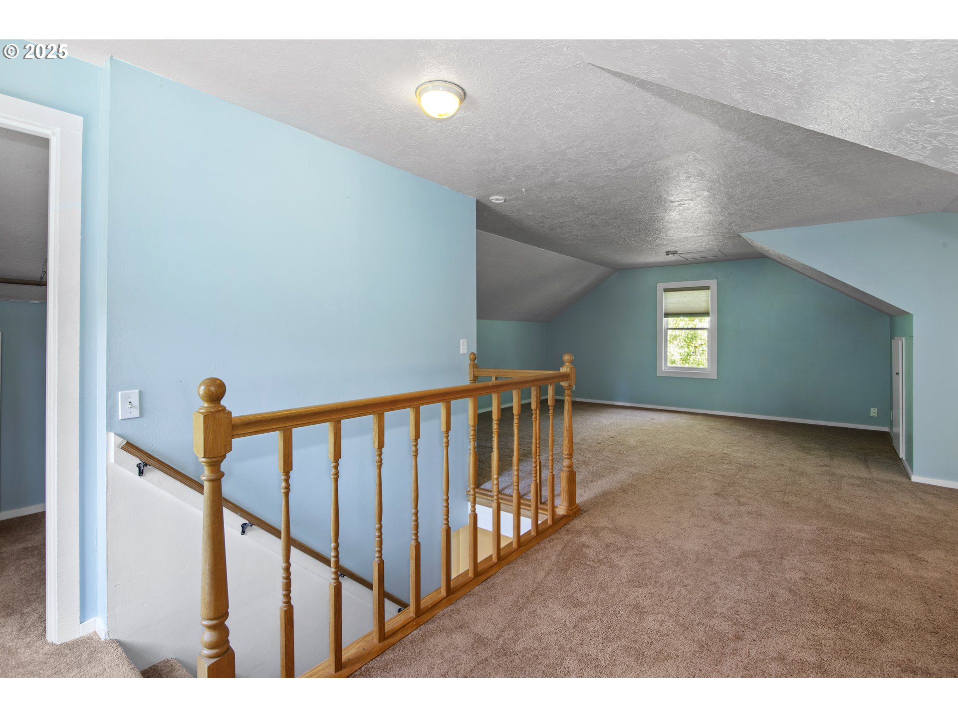25113 South Ridge Road Beavercreek, OR 97004 - Photo 13 of 43 a view interior of a house with wooden floor