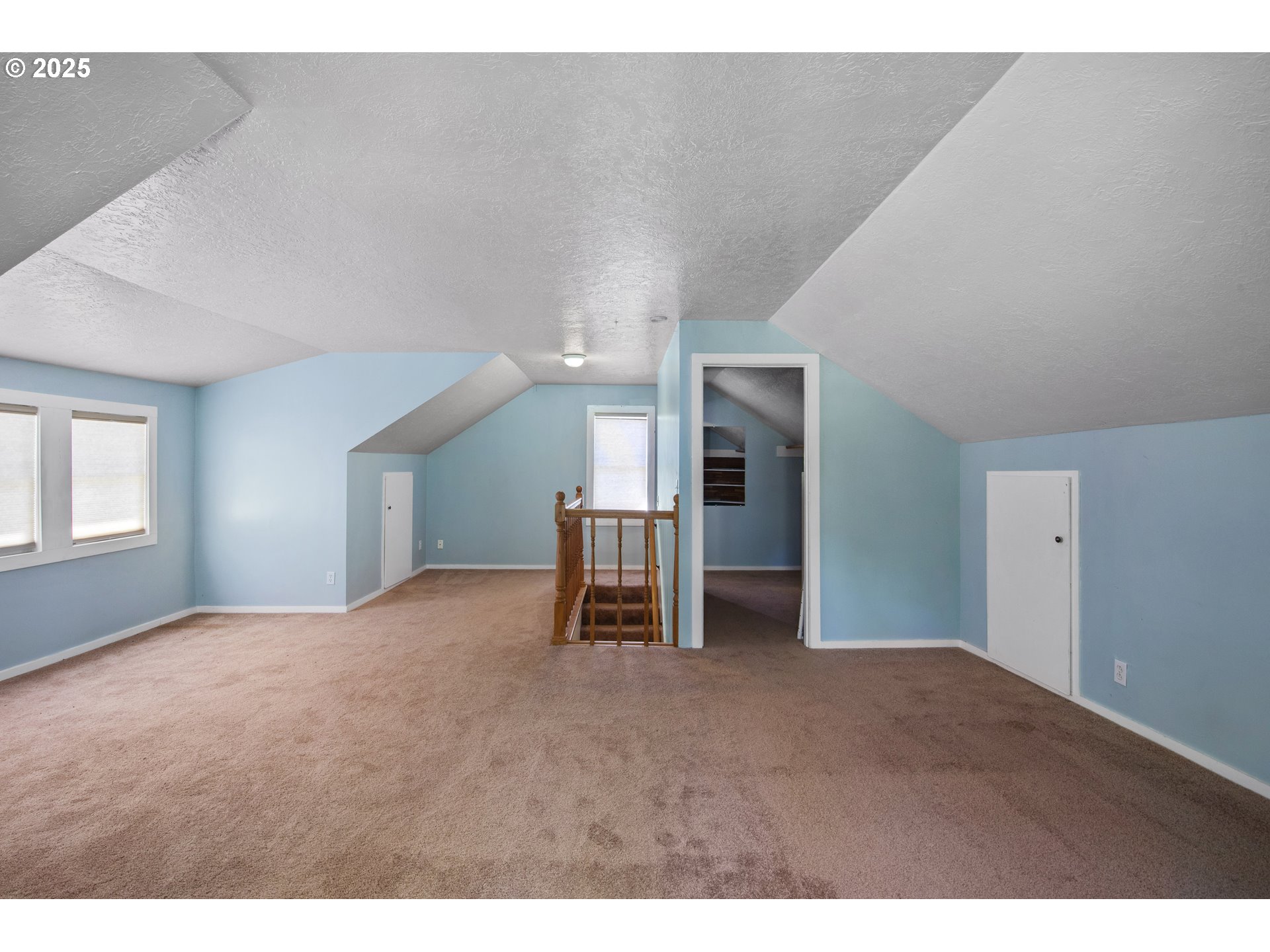 25113 South Ridge Road Beavercreek, OR 97004 - Photo 16 of 43 a view of empty room with wooden floor