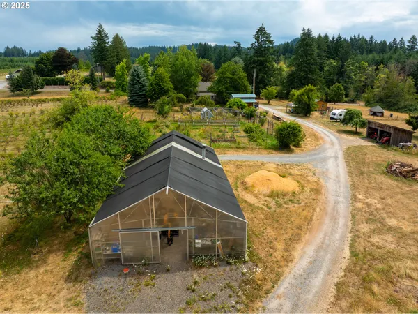 a view of an ocean view