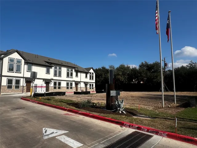 $574,999 | 200 West 56th Street, Unit 5103, Austin, TX 78751