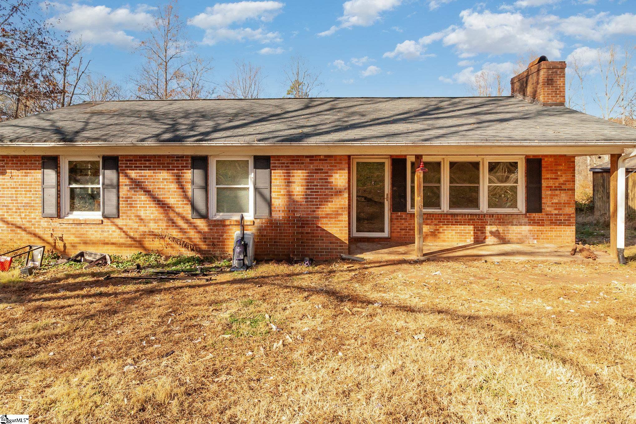 990 Gravley Road Pickens, SC 29671 - Photo 3 of 24