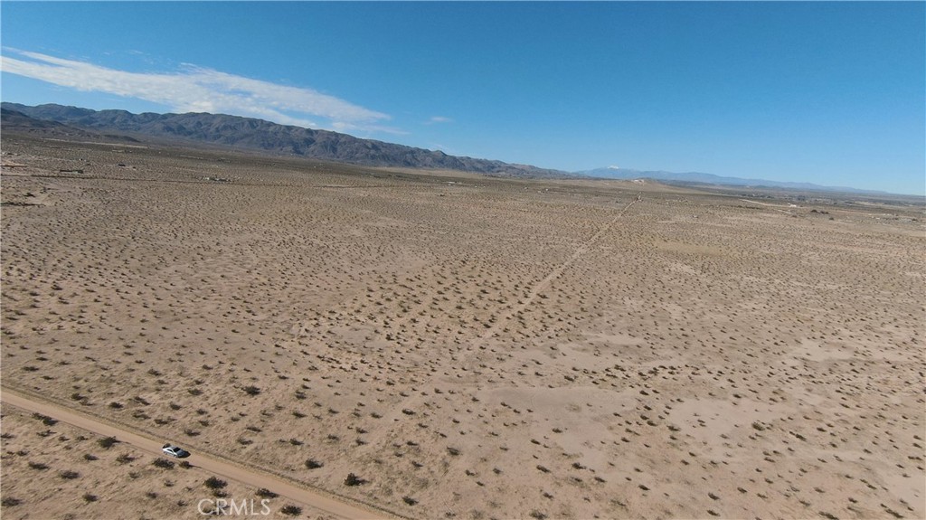 5522 Pinto Mountain Road Twentynine Palms, CA 92277 - Photo 8 of 9 a view of beach and ocean