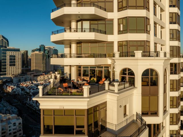 $4,850,000 | 700 West Harbor Drive, Unit 2202, San Diego, CA 92101