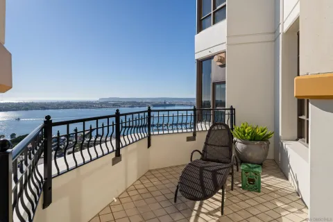 $4,850,000 | 700 West Harbor Drive, Unit 2202, San Diego, CA 92101