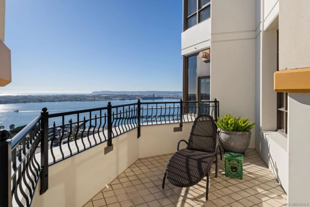 $4,850,000 | 700 West Harbor Drive, Unit 2202, San Diego, CA 92101