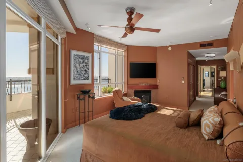 $4,850,000 | 700 West Harbor Drive, Unit 2202, San Diego, CA 92101