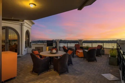 $4,850,000 | 700 West Harbor Drive, Unit 2202, San Diego, CA 92101