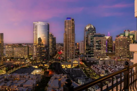 $4,850,000 | 700 West Harbor Drive, Unit 2202, San Diego, CA 92101