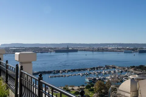 $4,850,000 | 700 West Harbor Drive, Unit 2202, San Diego, CA 92101