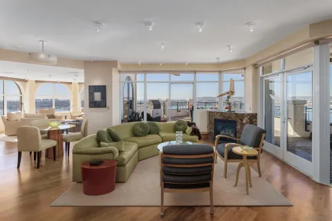 $4,850,000 | 700 West Harbor Drive, Unit 2202, San Diego, CA 92101