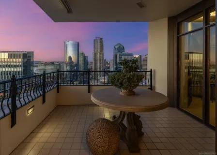 $4,850,000 | 700 West Harbor Drive, Unit 2202, San Diego, CA 92101