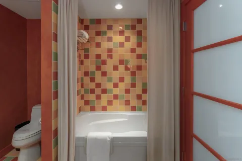 $4,850,000 | 700 West Harbor Drive, Unit 2202, San Diego, CA 92101