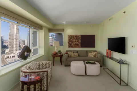 $4,850,000 | 700 West Harbor Drive, Unit 2202, San Diego, CA 92101