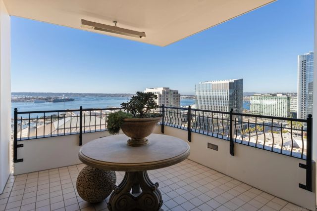 $4,850,000 | 700 West Harbor Drive, Unit 2202, San Diego, CA 92101