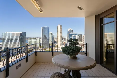 $4,850,000 | 700 West Harbor Drive, Unit 2202, San Diego, CA 92101