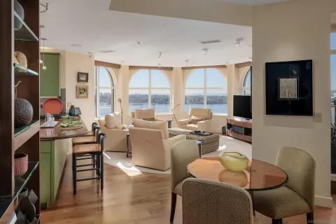 $4,850,000 | 700 West Harbor Drive, Unit 2202, San Diego, CA 92101