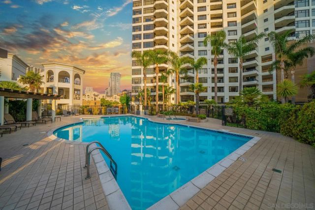 $4,850,000 | 700 West Harbor Drive, Unit 2202, San Diego, CA 92101