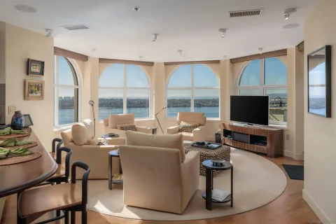 $4,850,000 | 700 West Harbor Drive, Unit 2202, San Diego, CA 92101