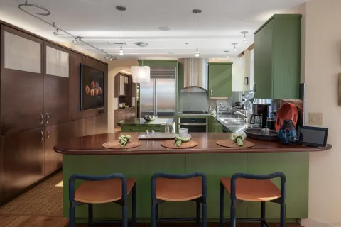 $4,850,000 | 700 West Harbor Drive, Unit 2202, San Diego, CA 92101