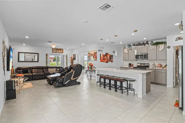 $3,600 | 11164 Northwest Middle Stream Dr Port, Port St. Lucie, FL 34987