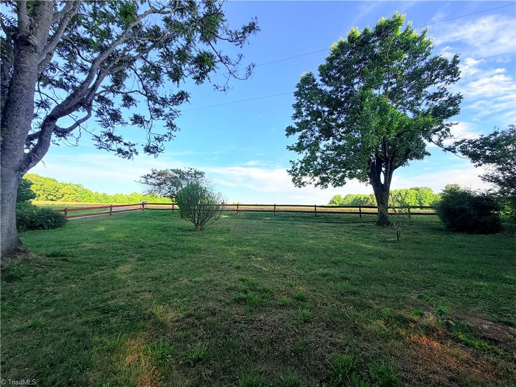 581 Martin Byrd Road Elkin, NC 28621 - Photo 23 of 24