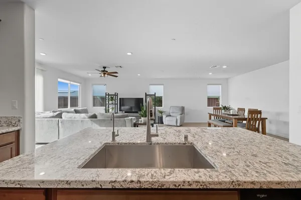 $480,000 | 617 Mansfield Drive, Patterson, CA 95363