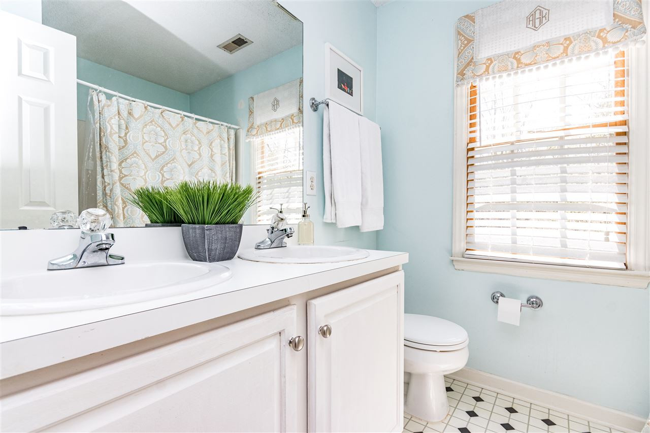 6705 Holly Mill Court Raleigh, NC 27613 - Photo 18 of 29 Photo 18