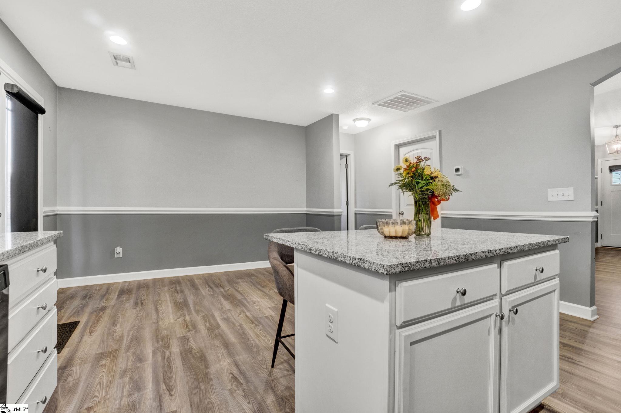 843 Highland View Road Boiling Springs, SC 29316 - Photo 8 of 26 Gallery Image 8