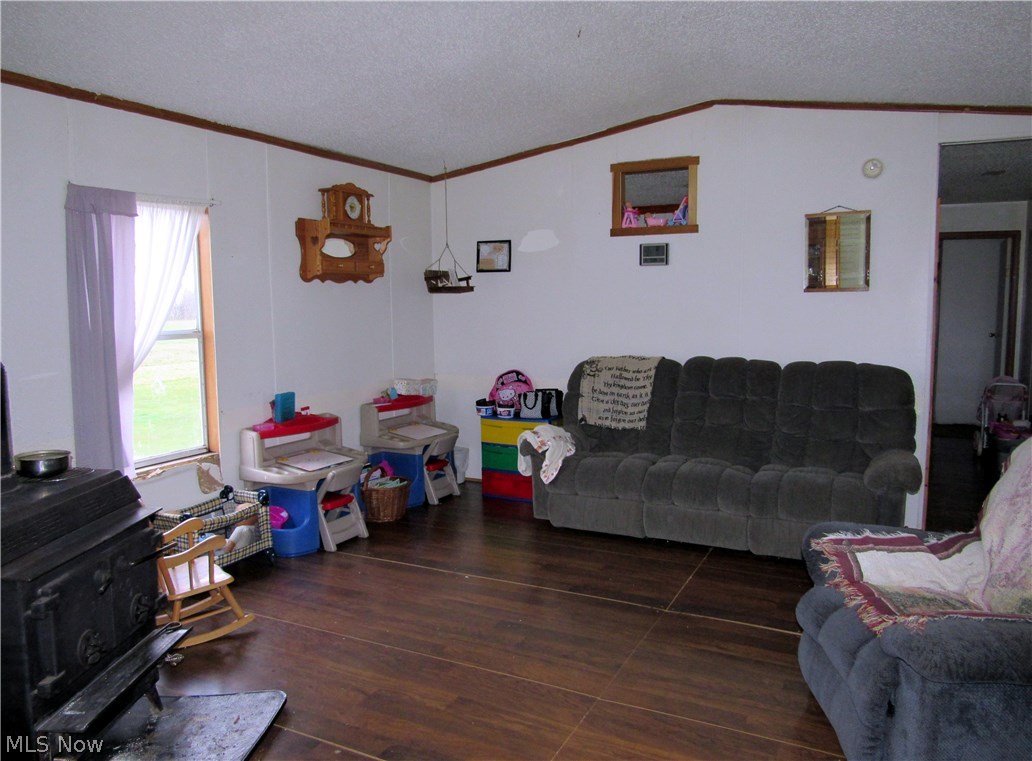 4639 Montgomery Road Orwell, OH 44076 - Photo 4 of 17 Gallery Image 4