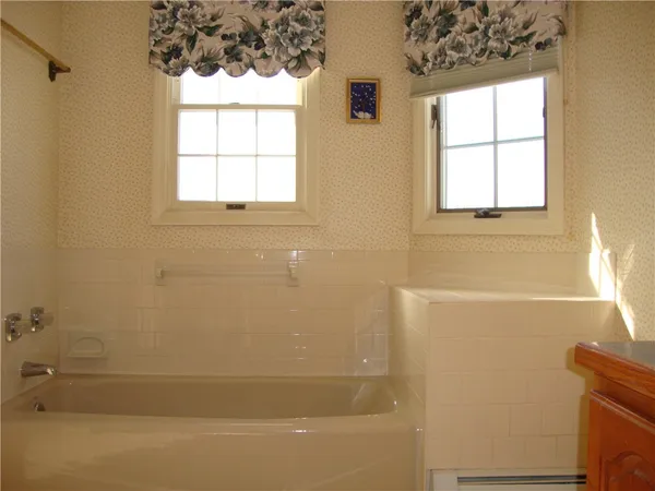 $374,900 | 48 Arnold Court, Unit A, North Providence, RI 02904