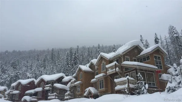 $950,000 | 14 Arabella Drive, Unit 6516, Dillon, CO 80435